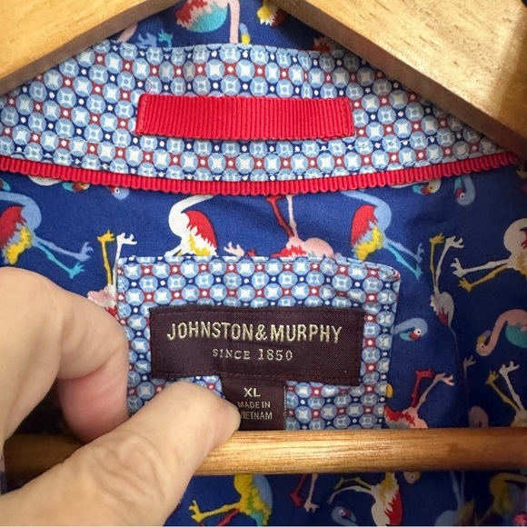 Johnston & Murphy Hawaiian Aloha XL Shirt Flamingos Red White Blue Buttons - Picture 2 of 5